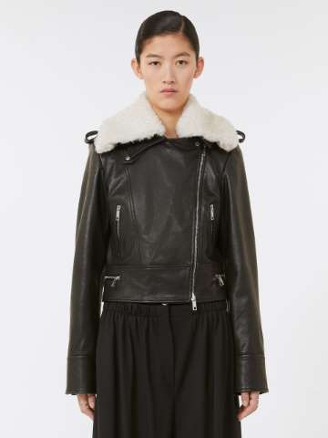 コート MAX MARA Woman Coat Leather 2511011101600 092 Leather coats female | Max Mara