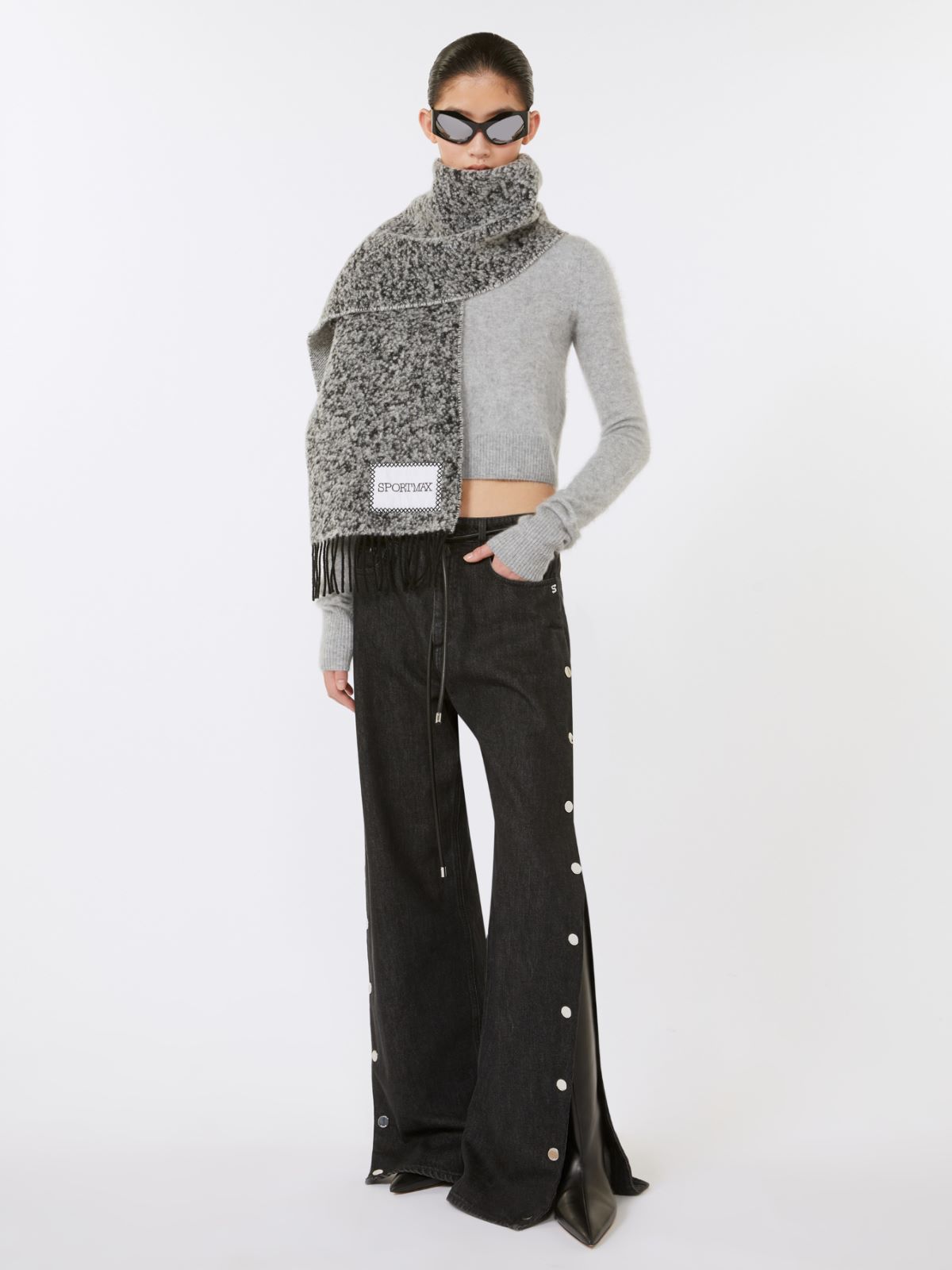 Scarf with fringes + BLACK - Max Mara