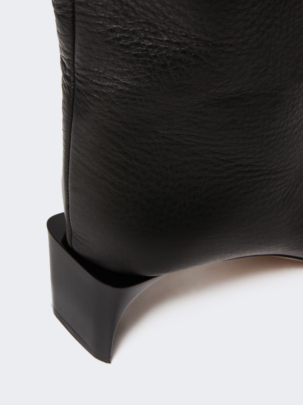 Thigh-high calfskin boots - RUNWAY - BLACK - Max Mara - 5
