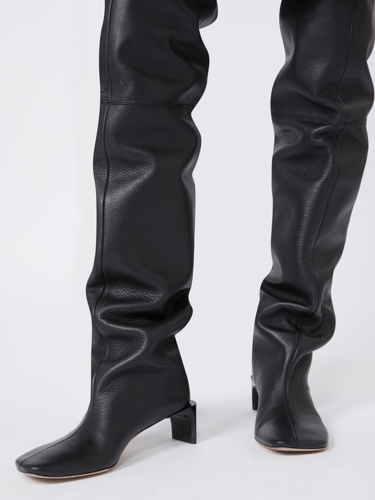 Thigh-high calfskin boots - RUNWAY - BLACK - Max Mara - 11