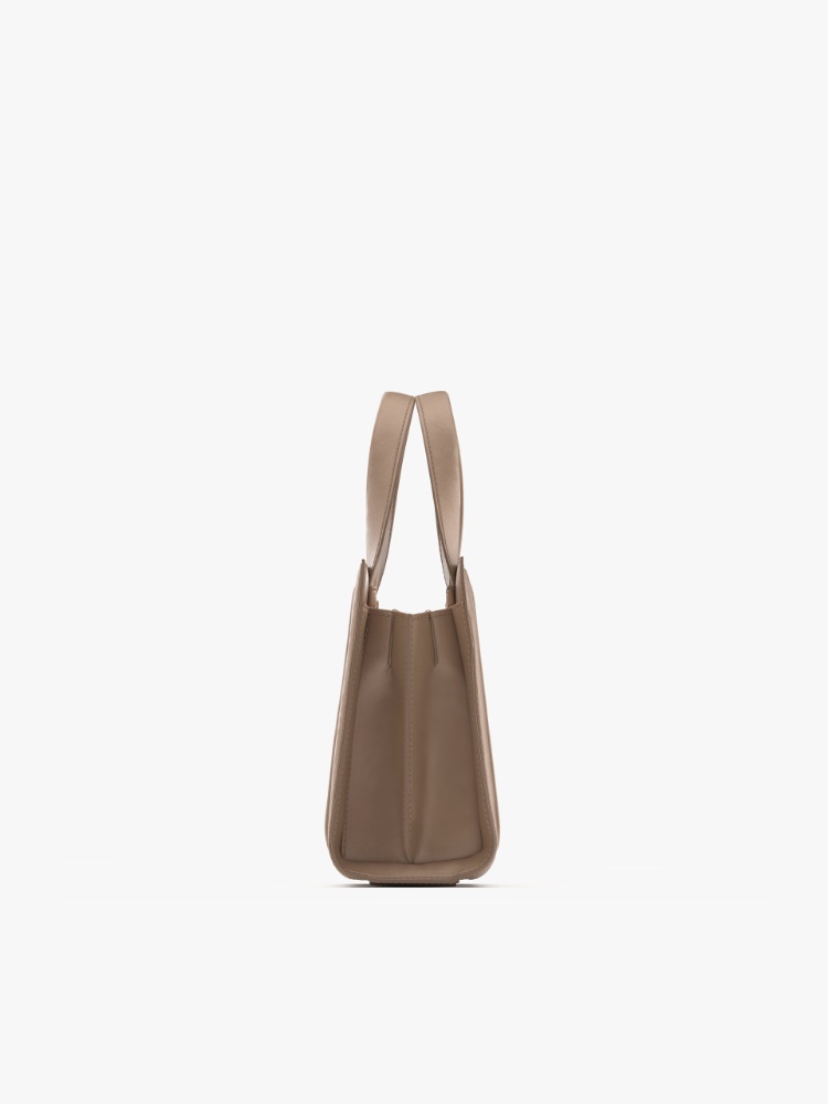 MaxMara ポシェット ホイットニー マックスマーラが「ホイットニーバッグ」5周年を祝う限定
