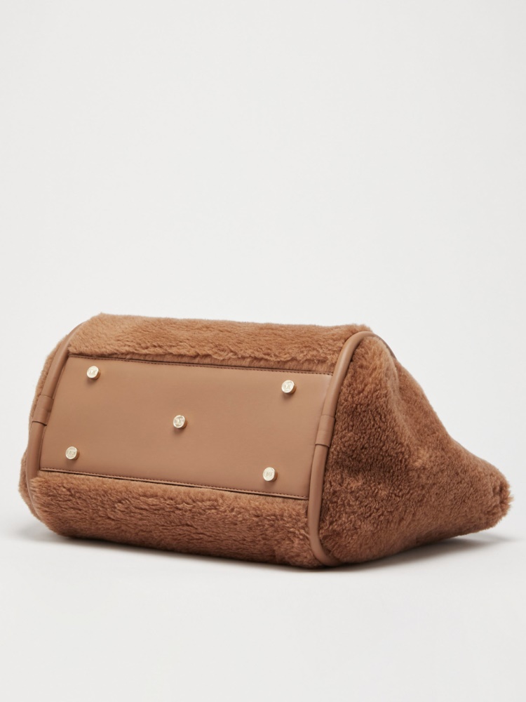 Medium Teddy fabric Marine bag, camel | 