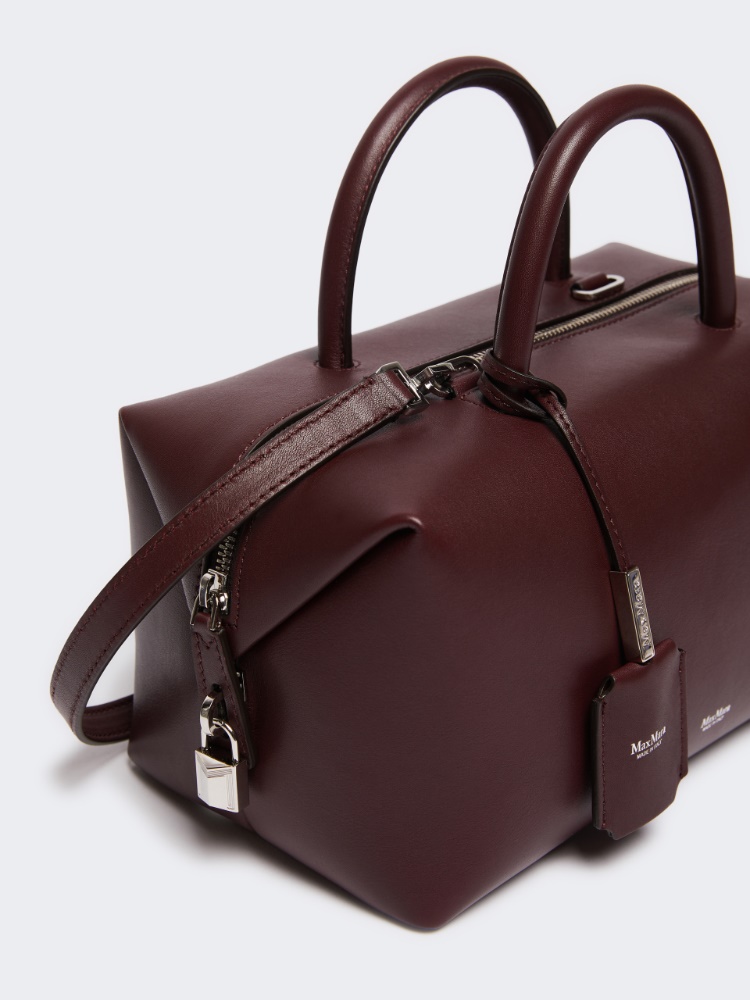 Medium natural leather bowler bag, bordeaux | 