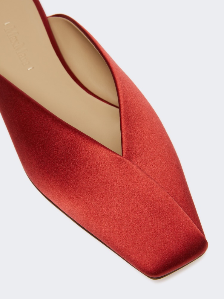  - Max Mara