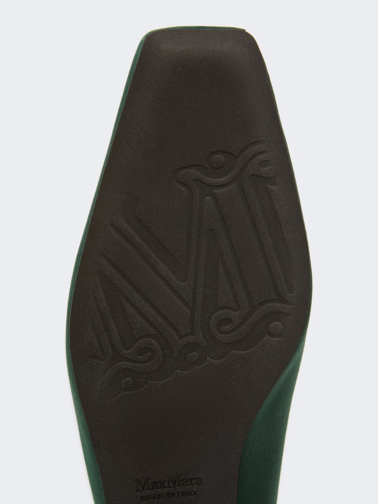 - Max Mara