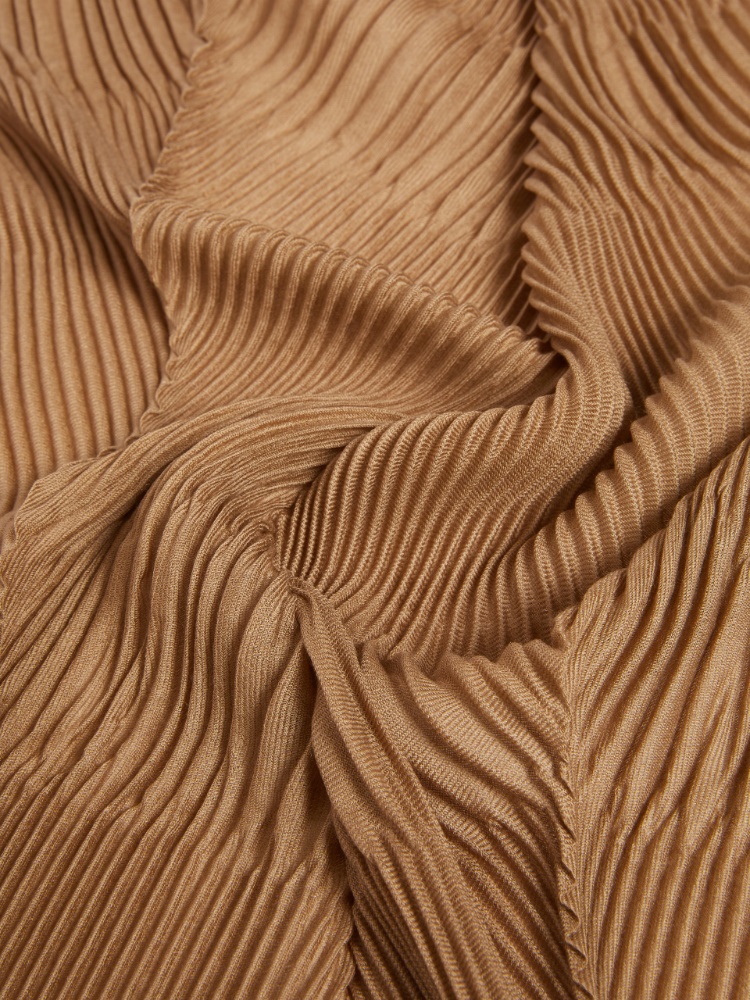  - Max Mara
