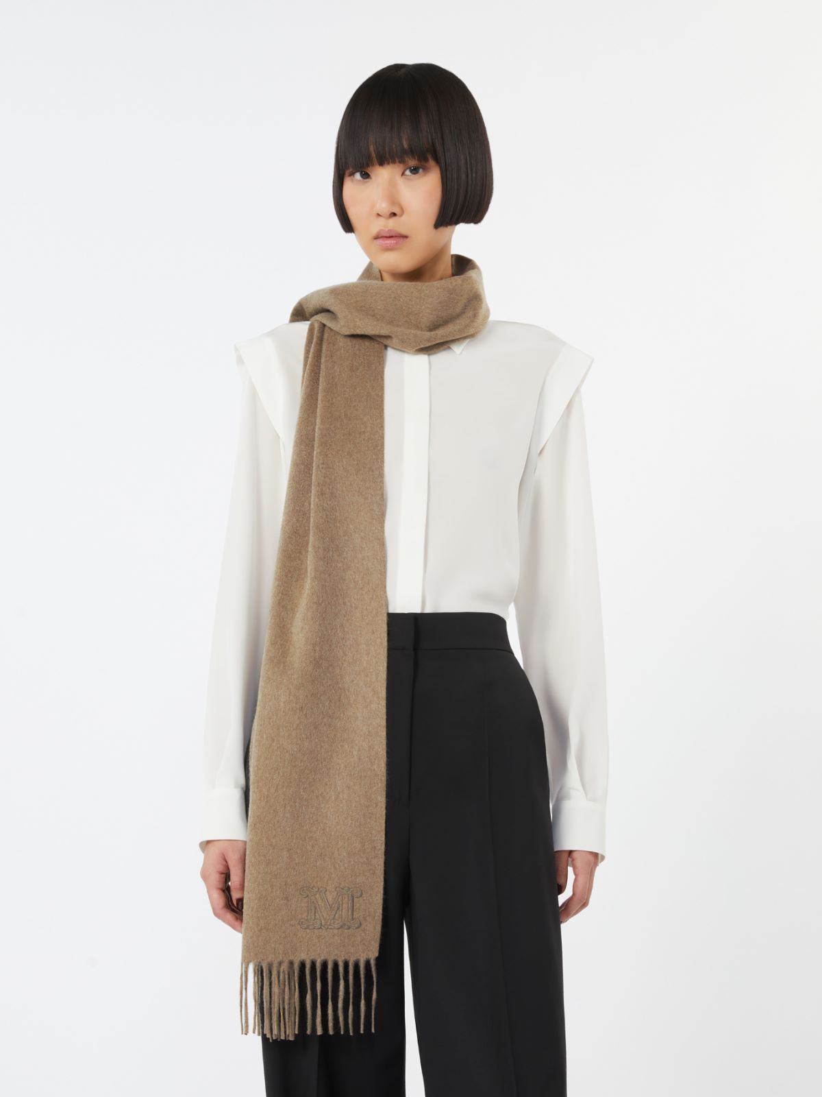 Monogram-embroidered cashmere stole - BEIGE - Max Mara
