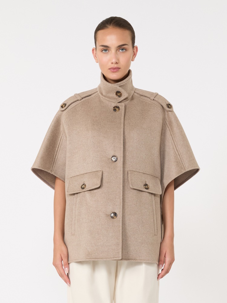 【新品未使用】Max Mara　ピュアカシミヤ　ケープ　パウダーピンク 新着アイテム - 送料無料｜マックスマーラ公式サイト