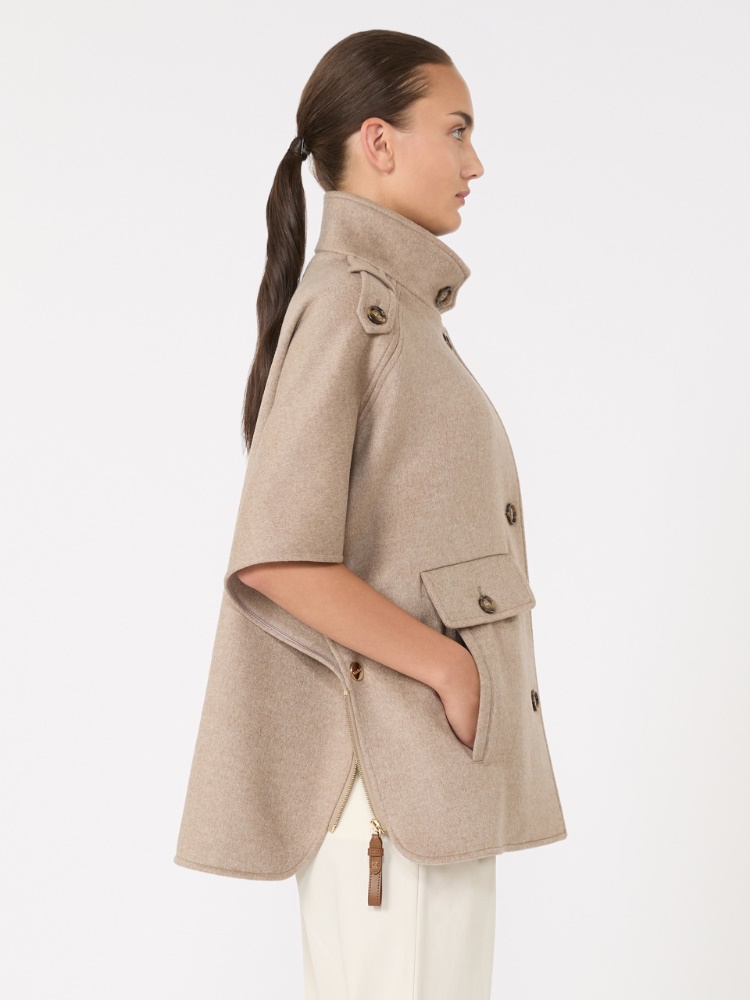 【新品未使用】Max Mara　ピュアカシミヤ　ケープ　パウダーピンク 特売オンライン 【新品未使用】Max Mara ピュアカシミヤ ケープ