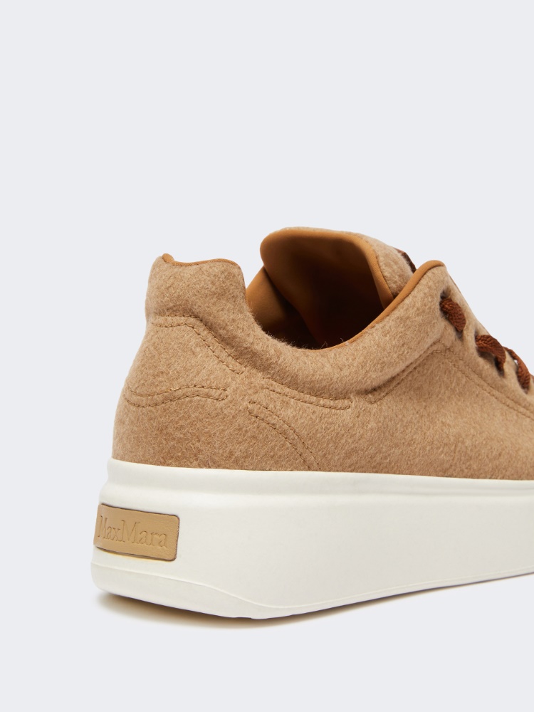  - Max Mara