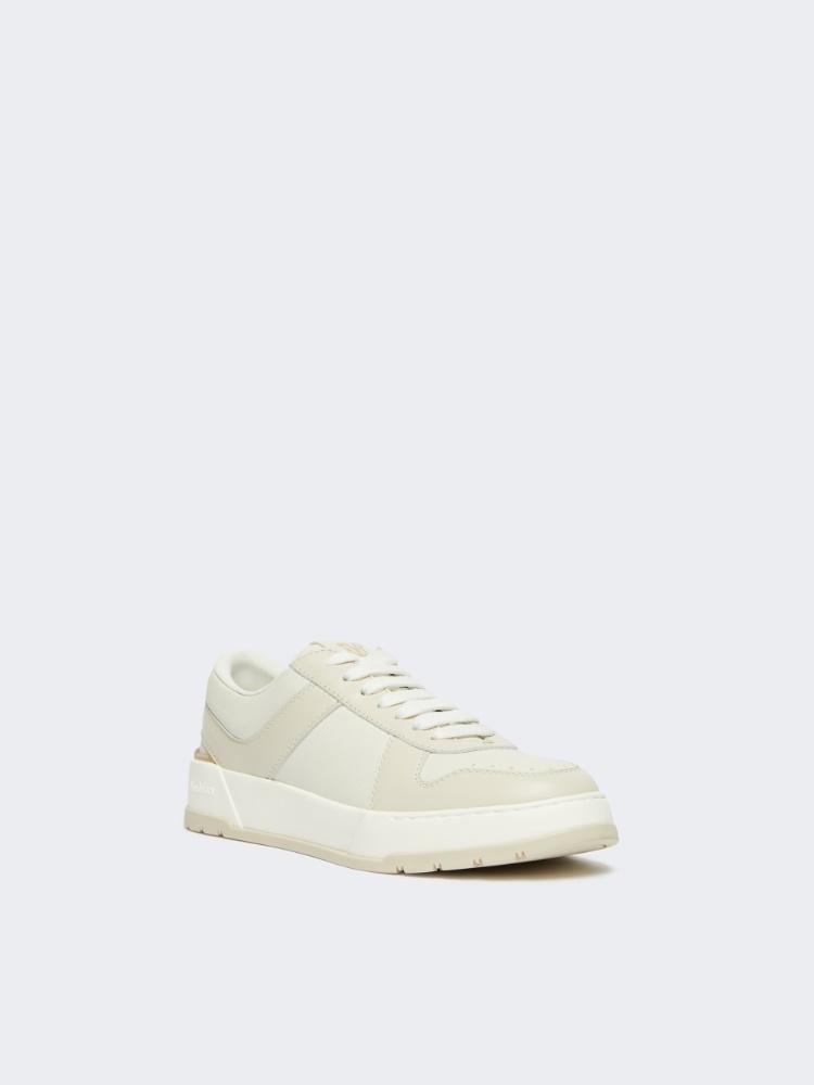  - Max Mara