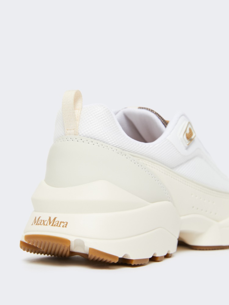  - Max Mara