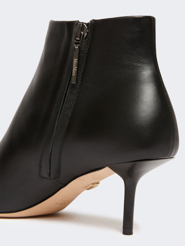  - Max Mara