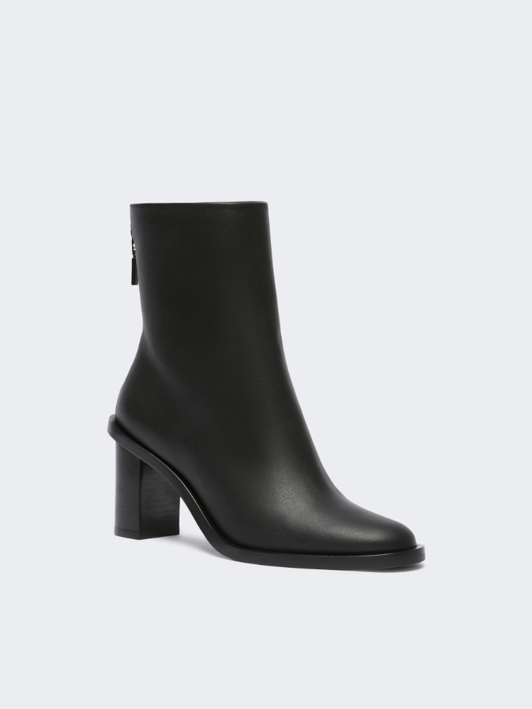  - Max Mara