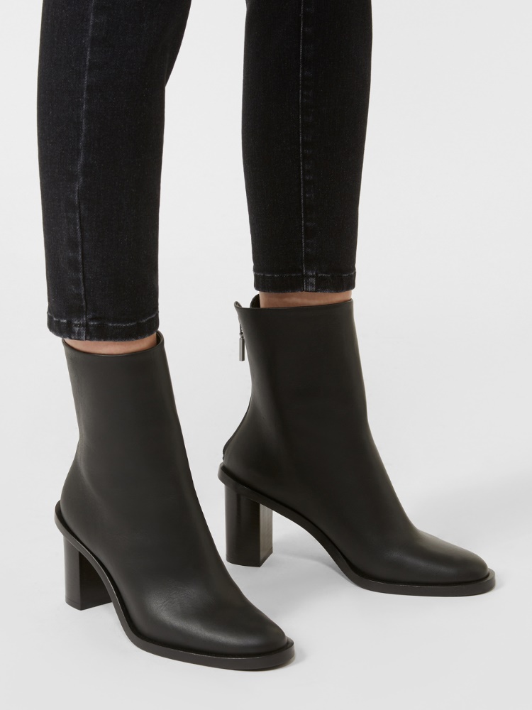 Women's Elegant Boots and Ankle Boots | Max Mara