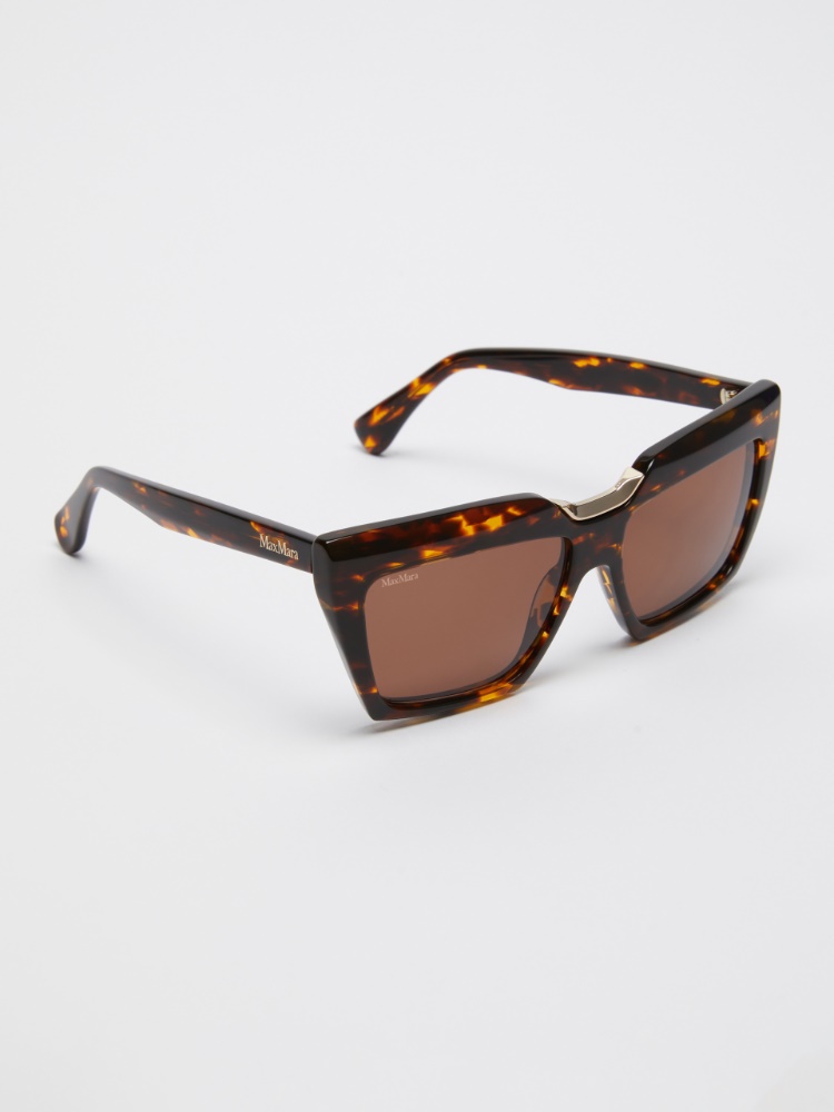 - Max Mara