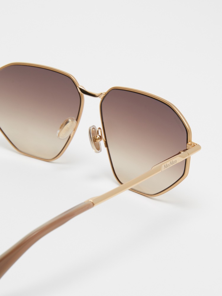  - Max Mara