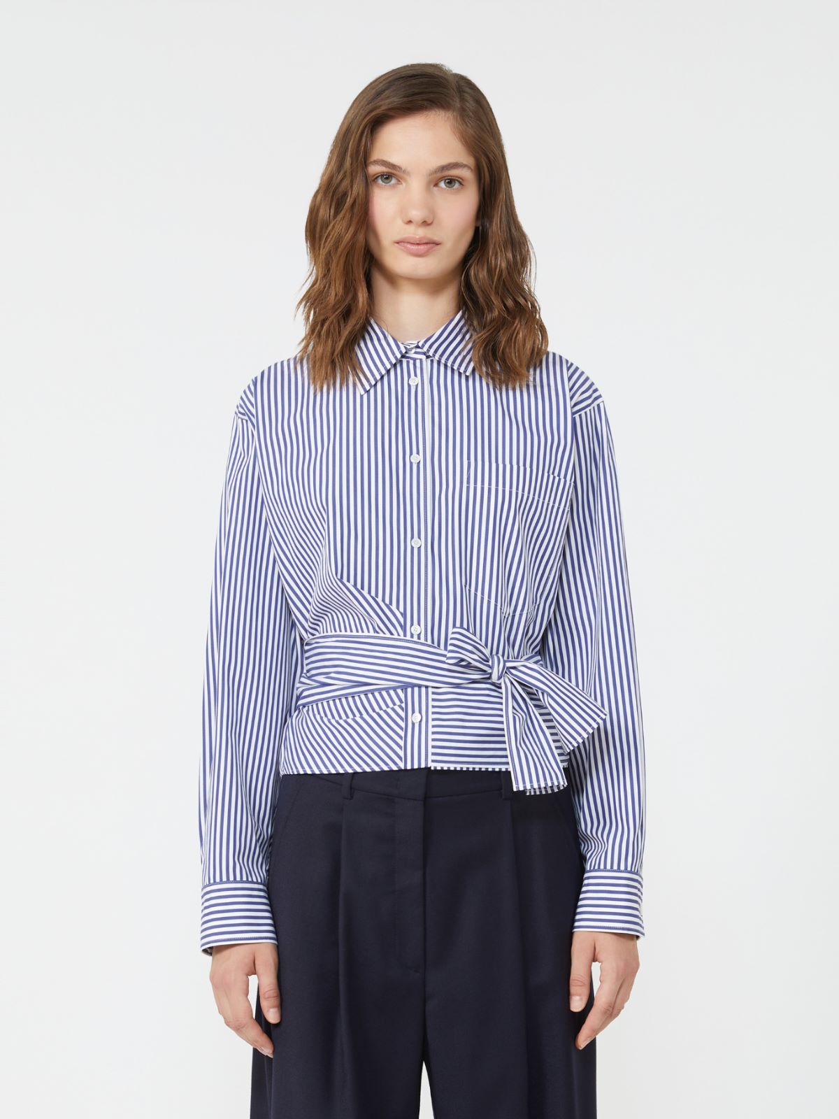 Drapierte Hemdbluse aus Baumwolle - BLAU - Max Mara - 2