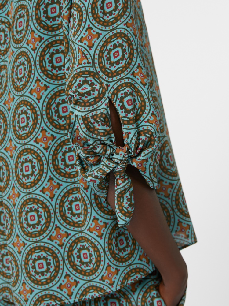 - Max Mara