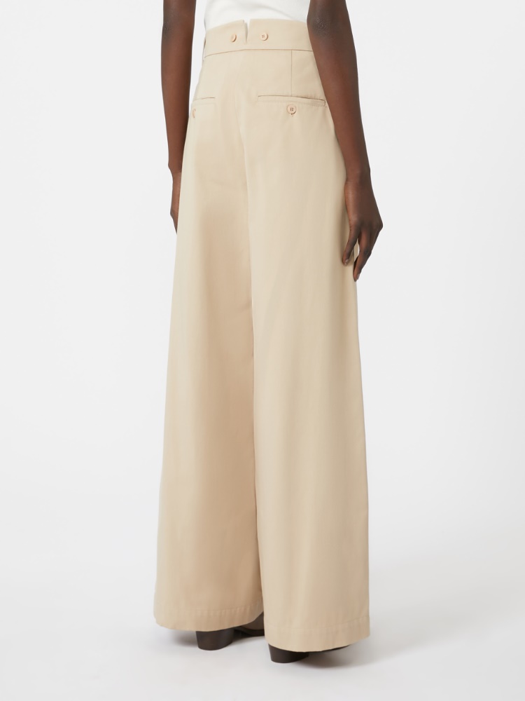  - Max Mara