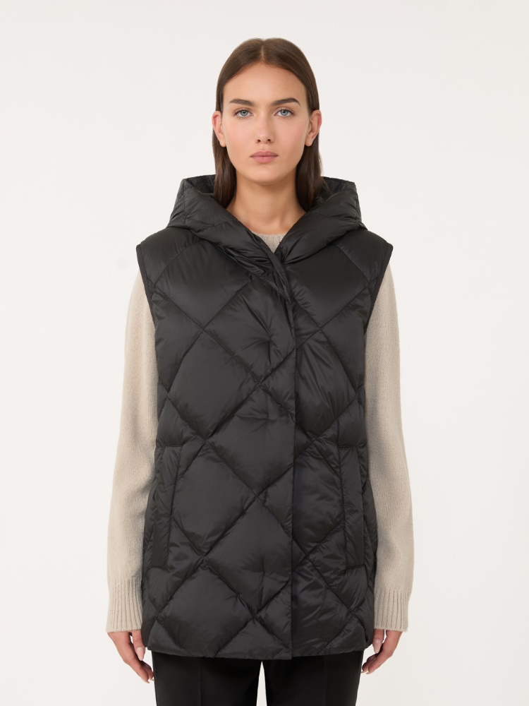  - Max Mara