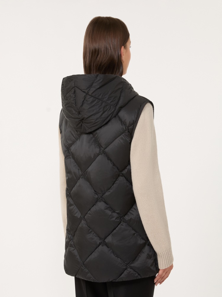  - Max Mara