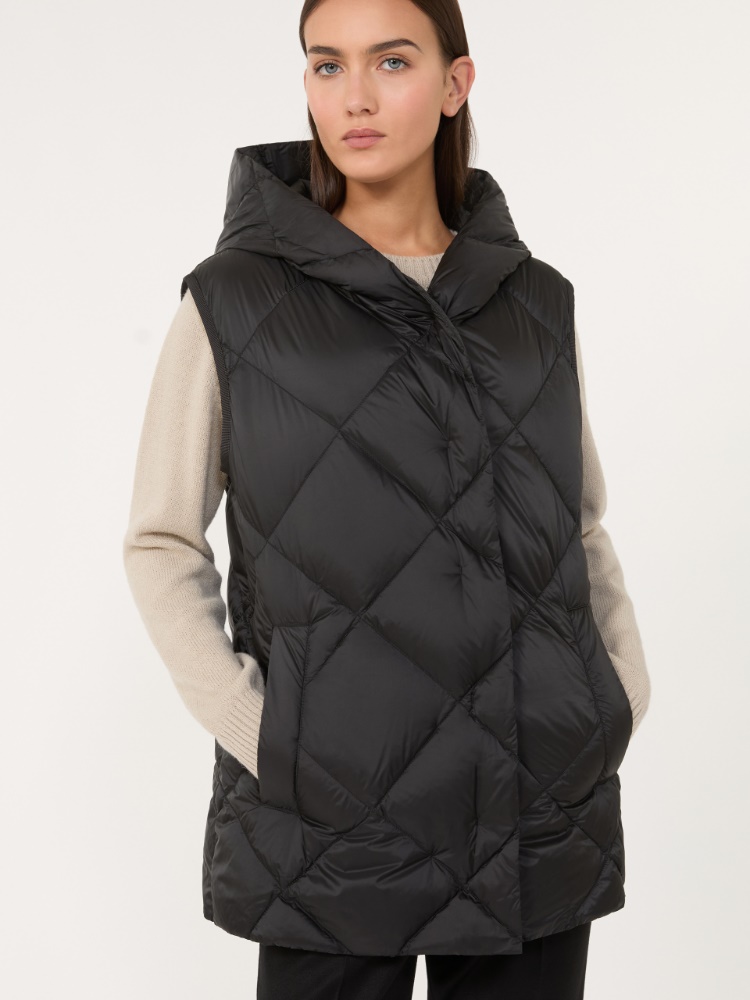  - Max Mara