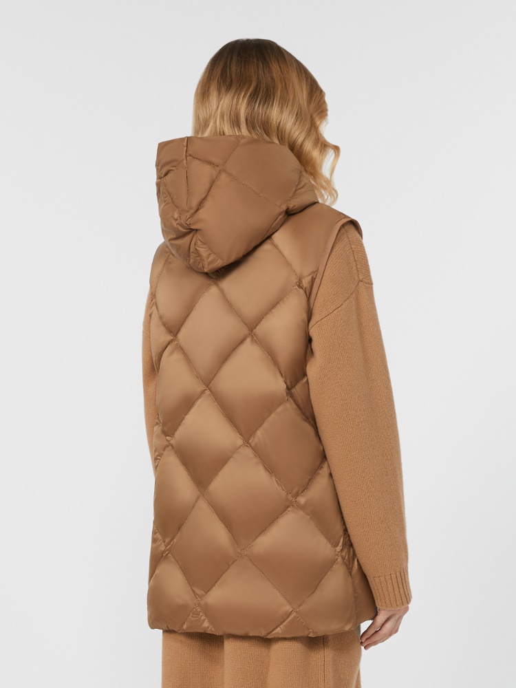  - Max Mara