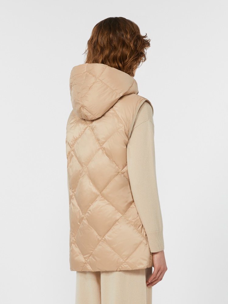  - Max Mara