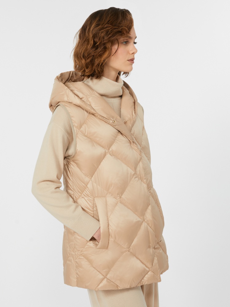  - Max Mara