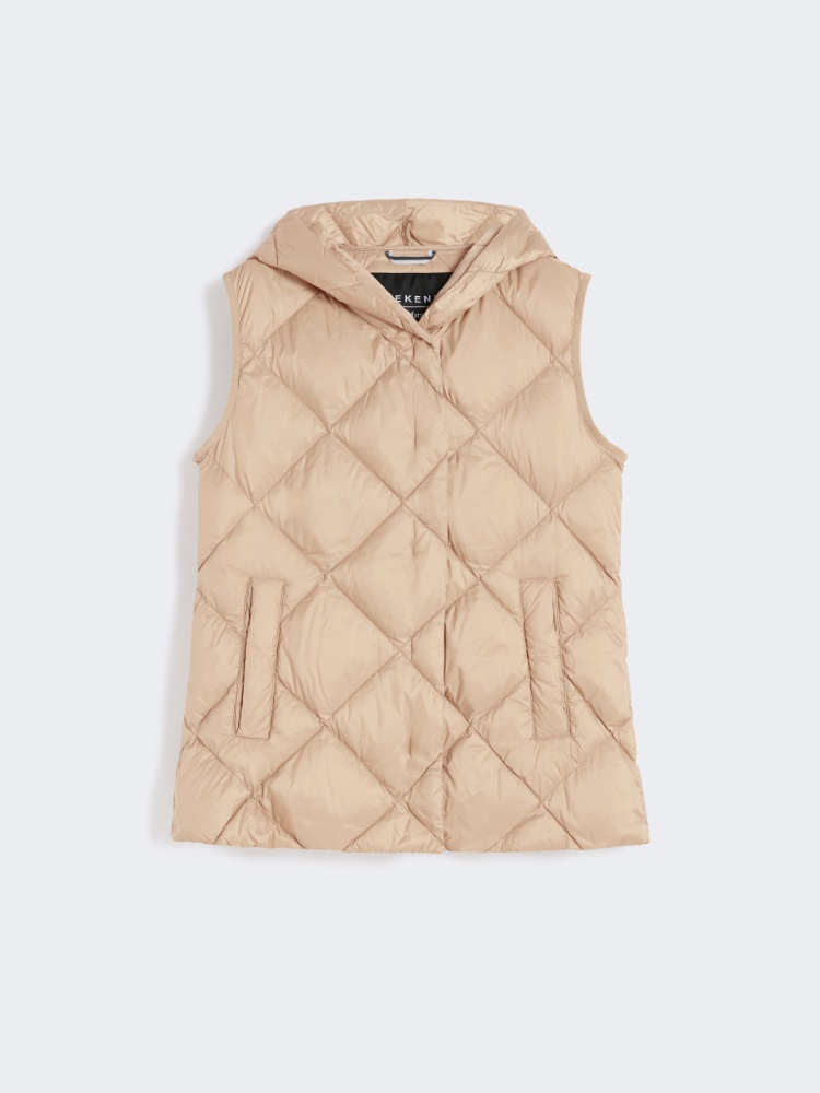  - Max Mara