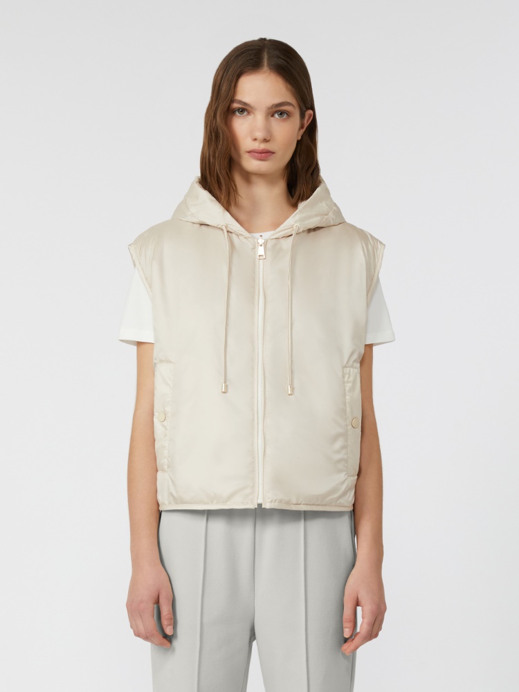  - Max Mara