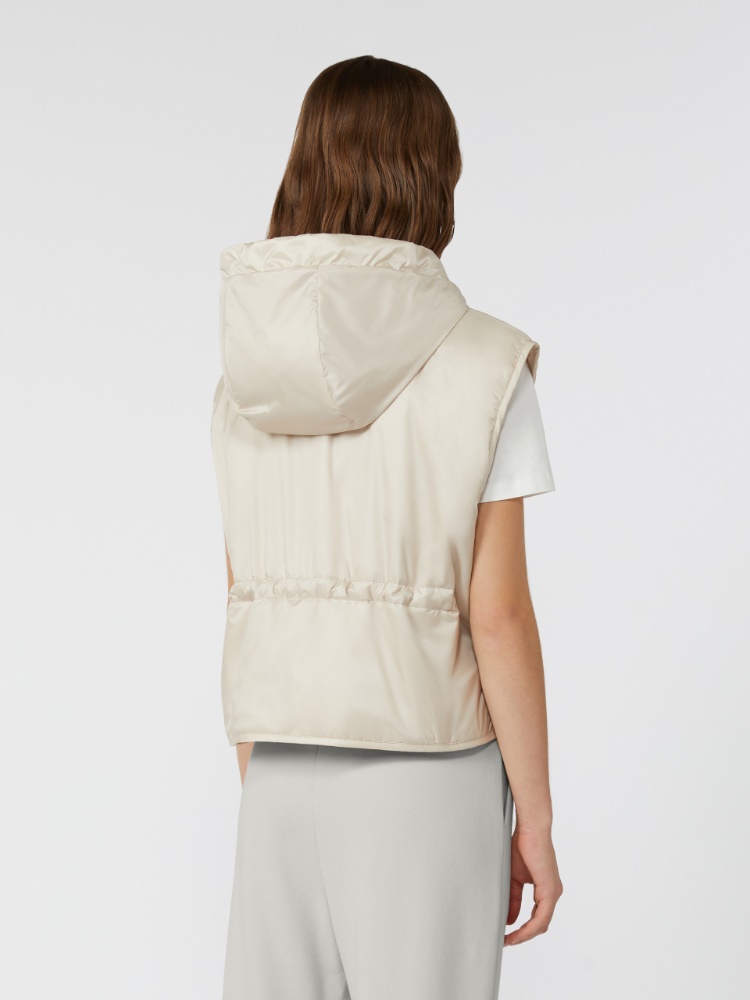  - Max Mara