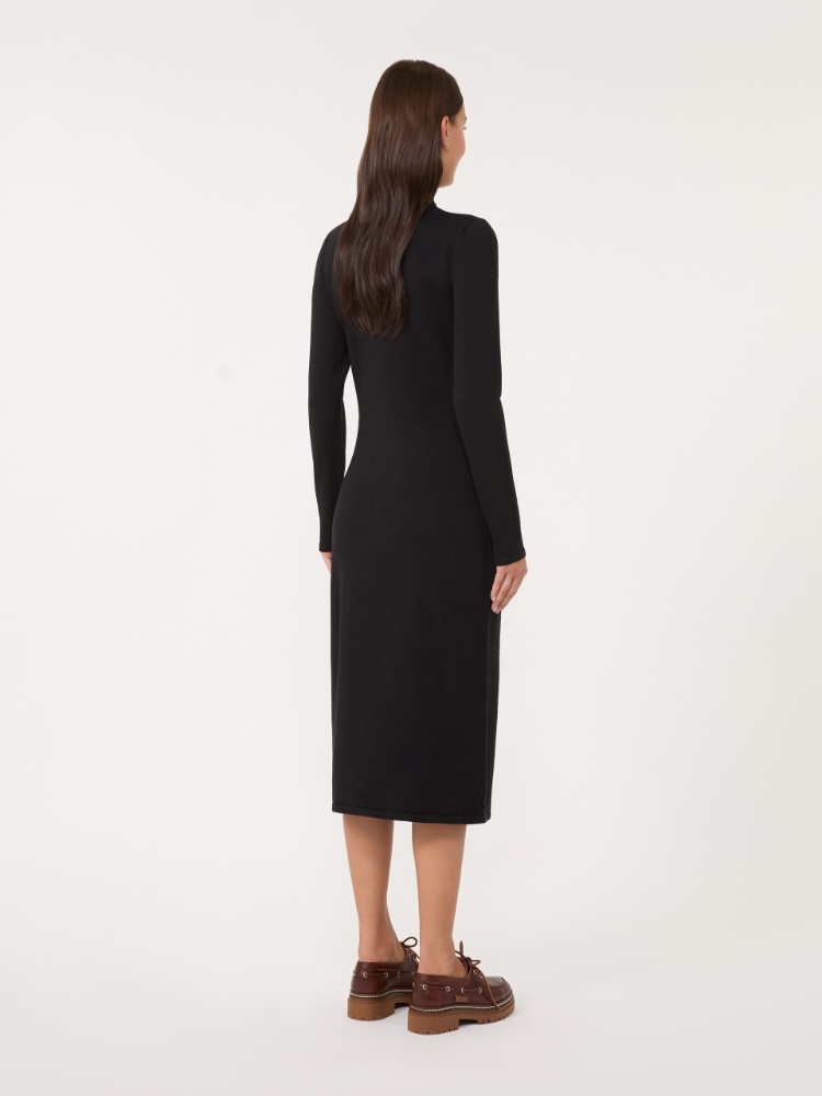  - Max Mara
