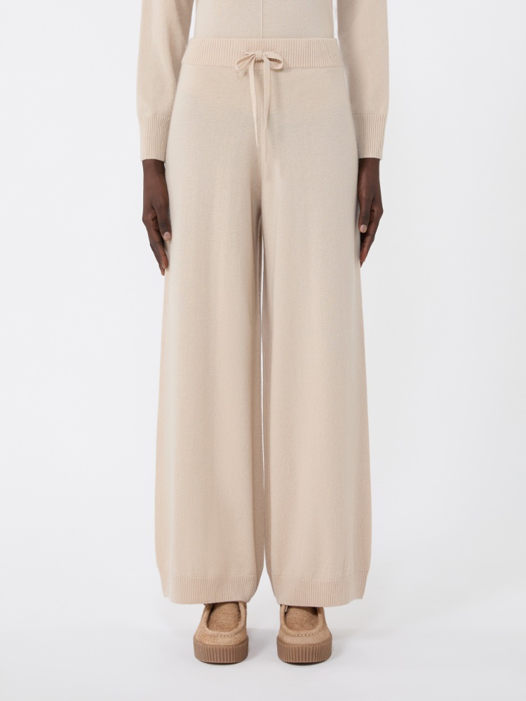  - Max Mara