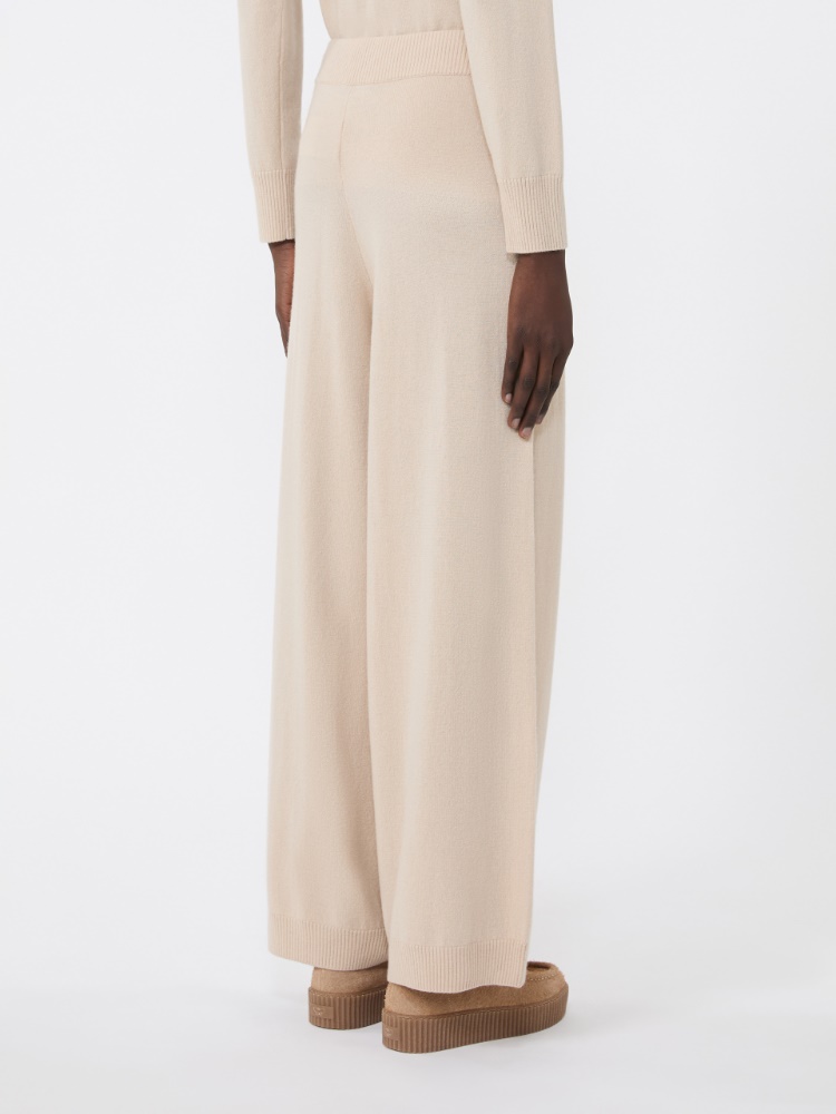  - Max Mara