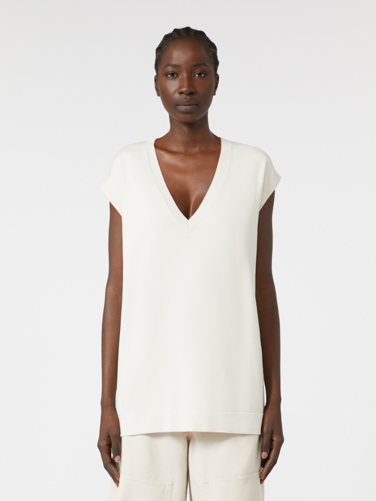  - Max Mara