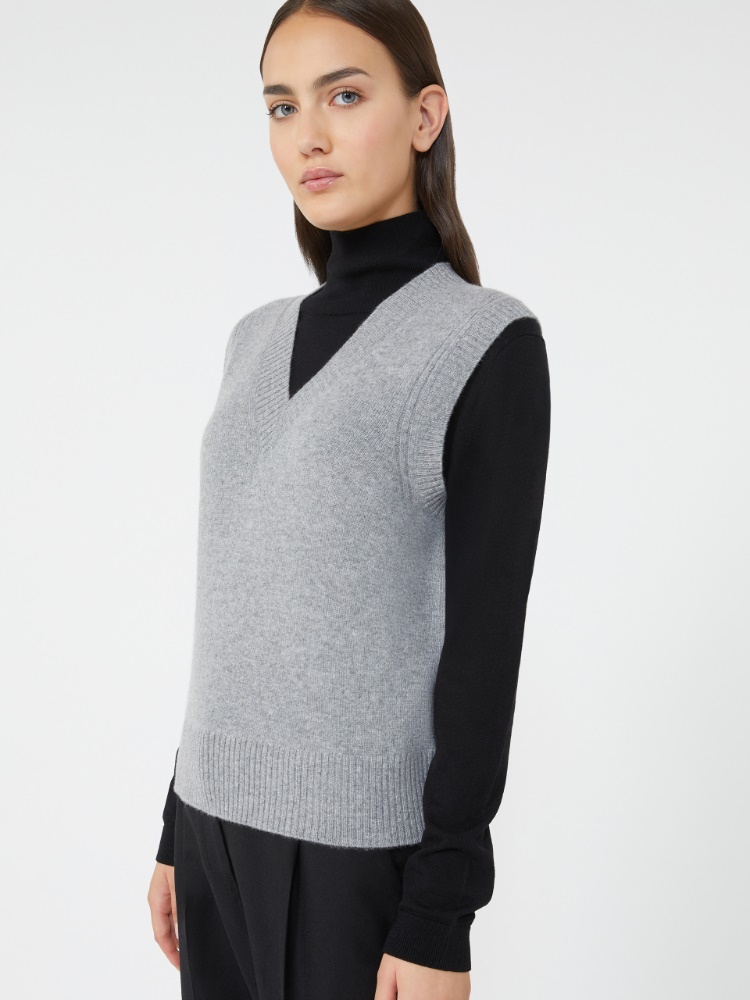 - Max Mara