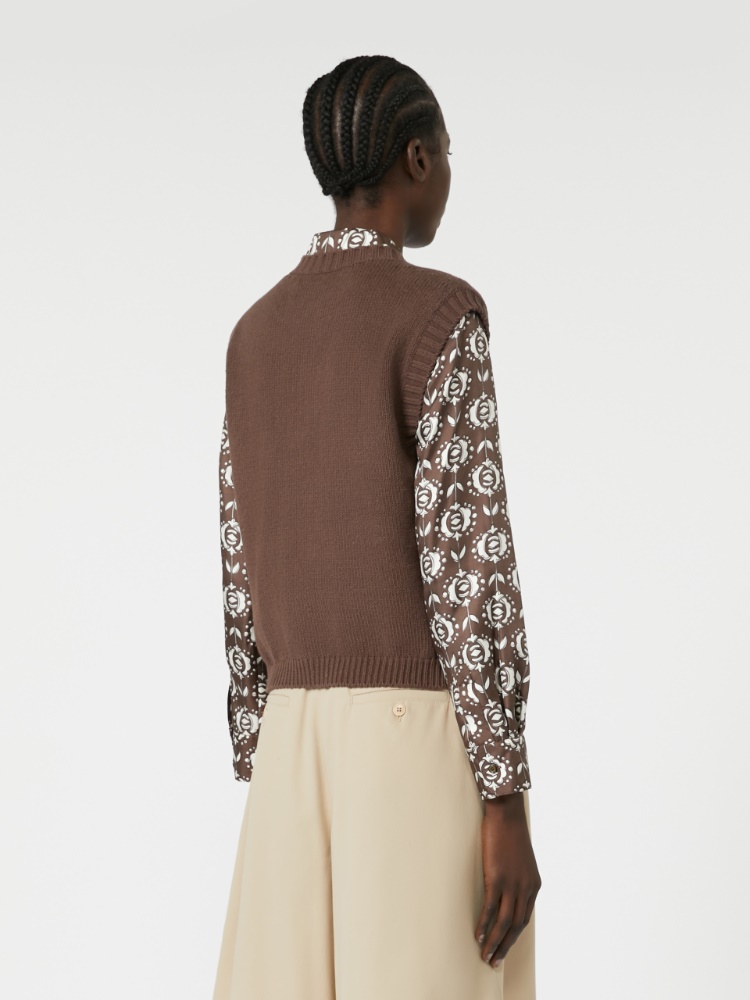  - Max Mara