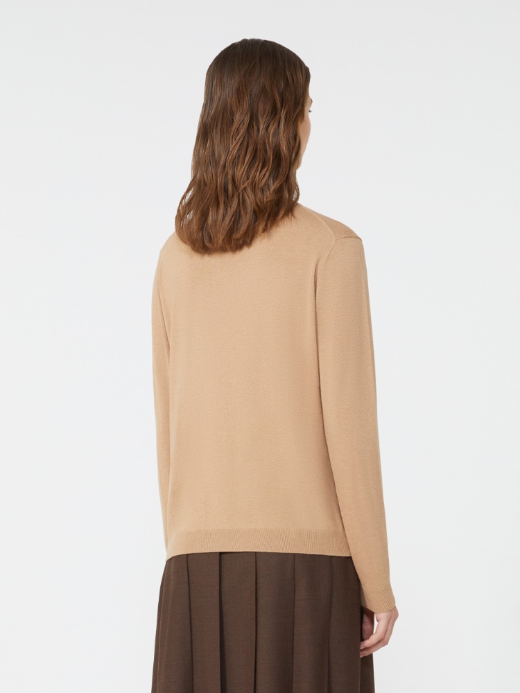 - Max Mara