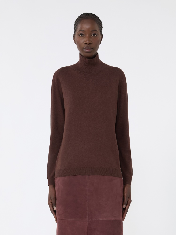  - Max Mara