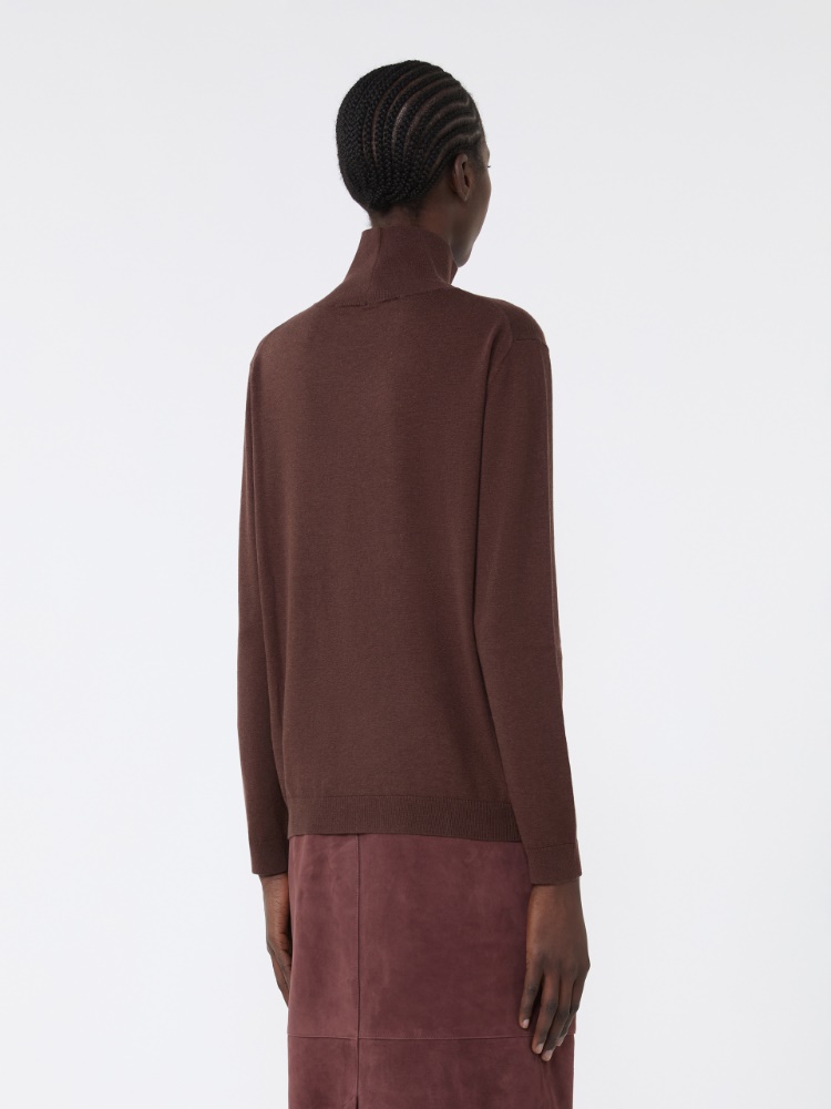  - Max Mara