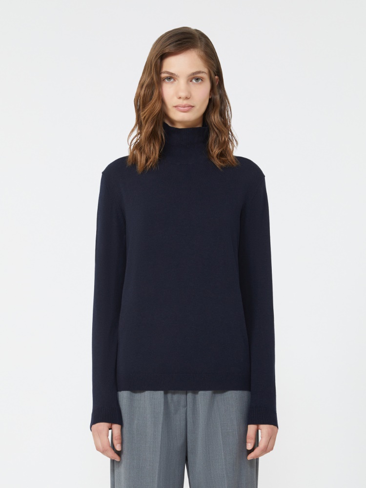- Max Mara
