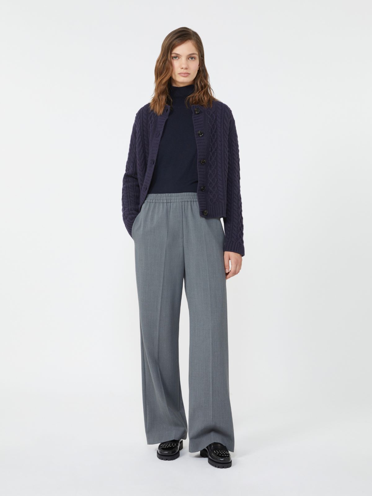 WEEKEND MaxMara （天竺ニットジャケット ）ダークブルーM 新品 WEEKEND MaxMara （天竺ニットジャケット ）ダークブルーM 新品