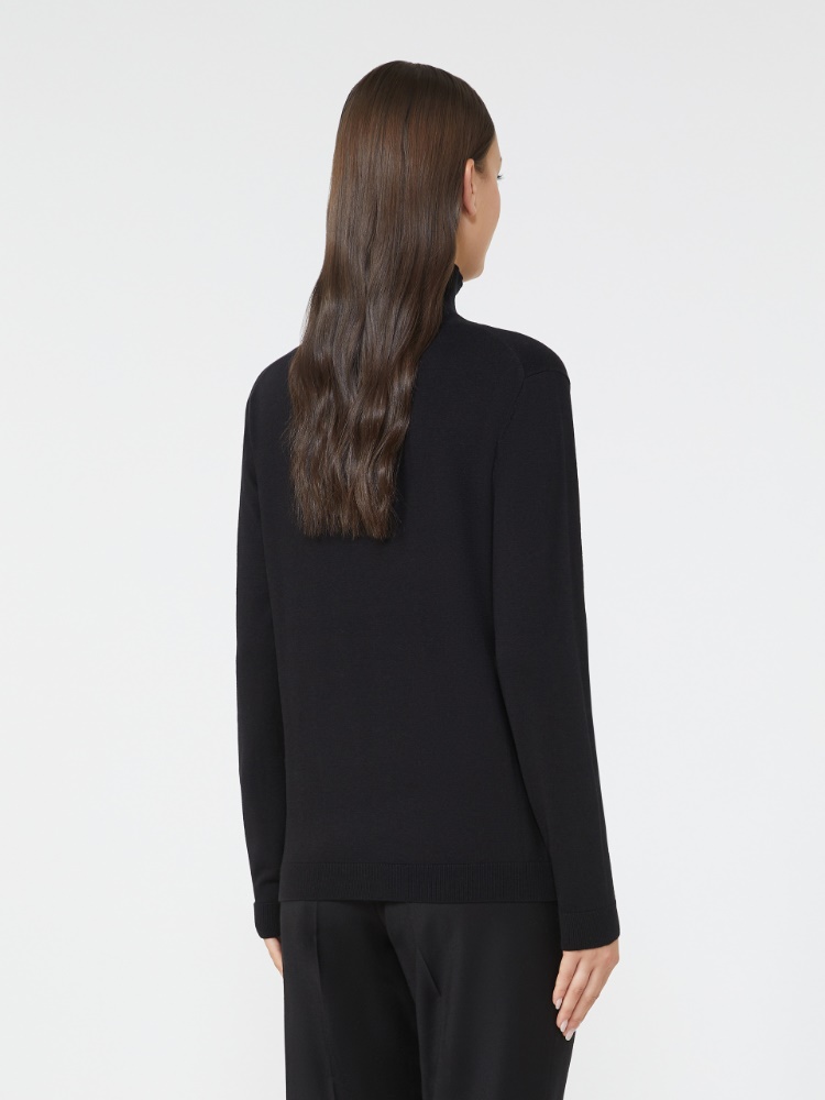 - Max Mara