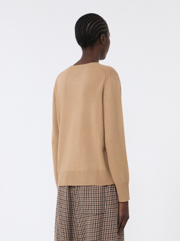 - Max Mara