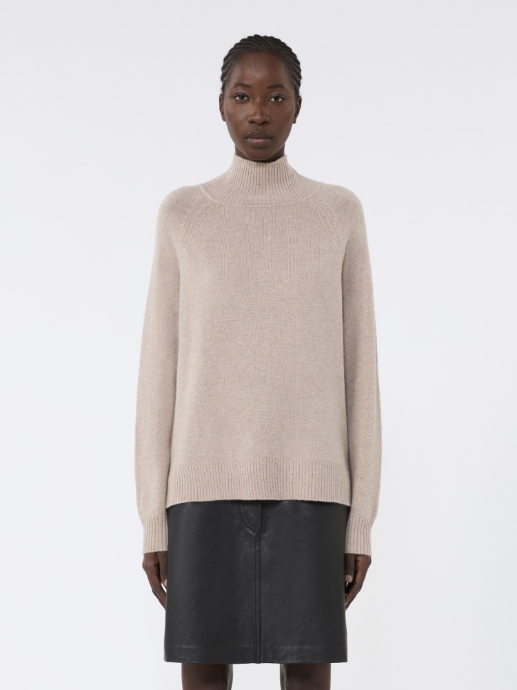  - Max Mara