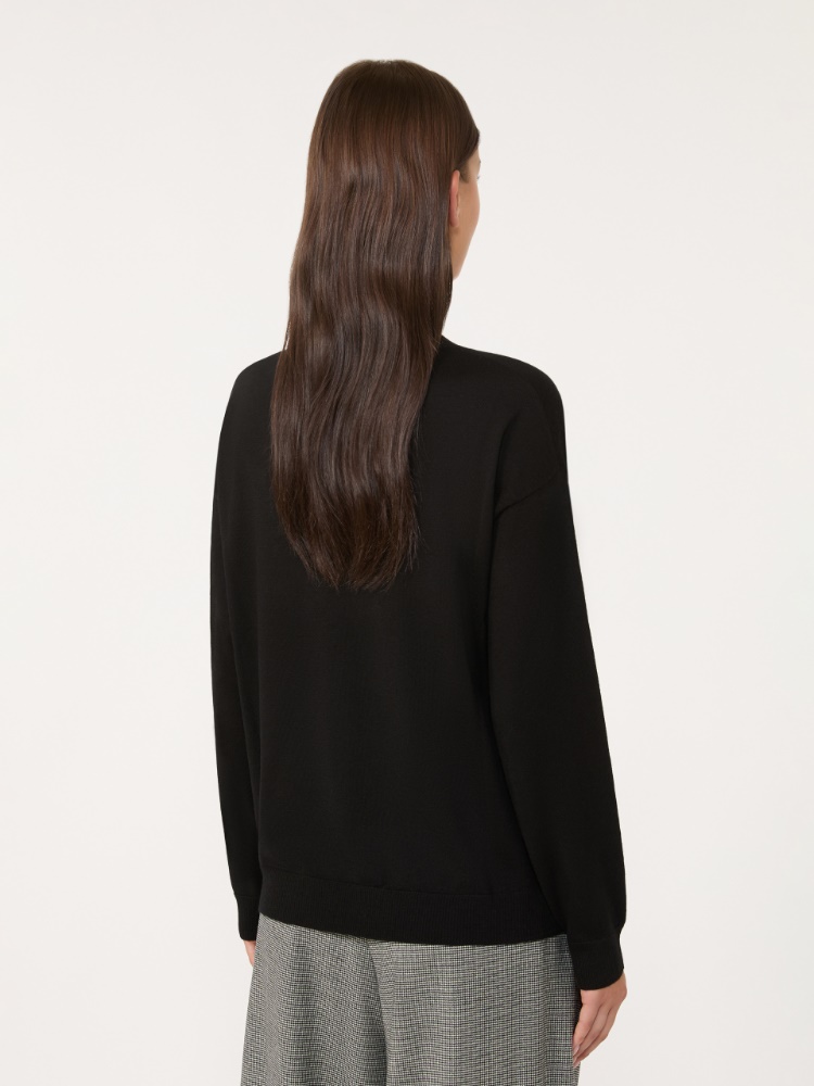 - Max Mara