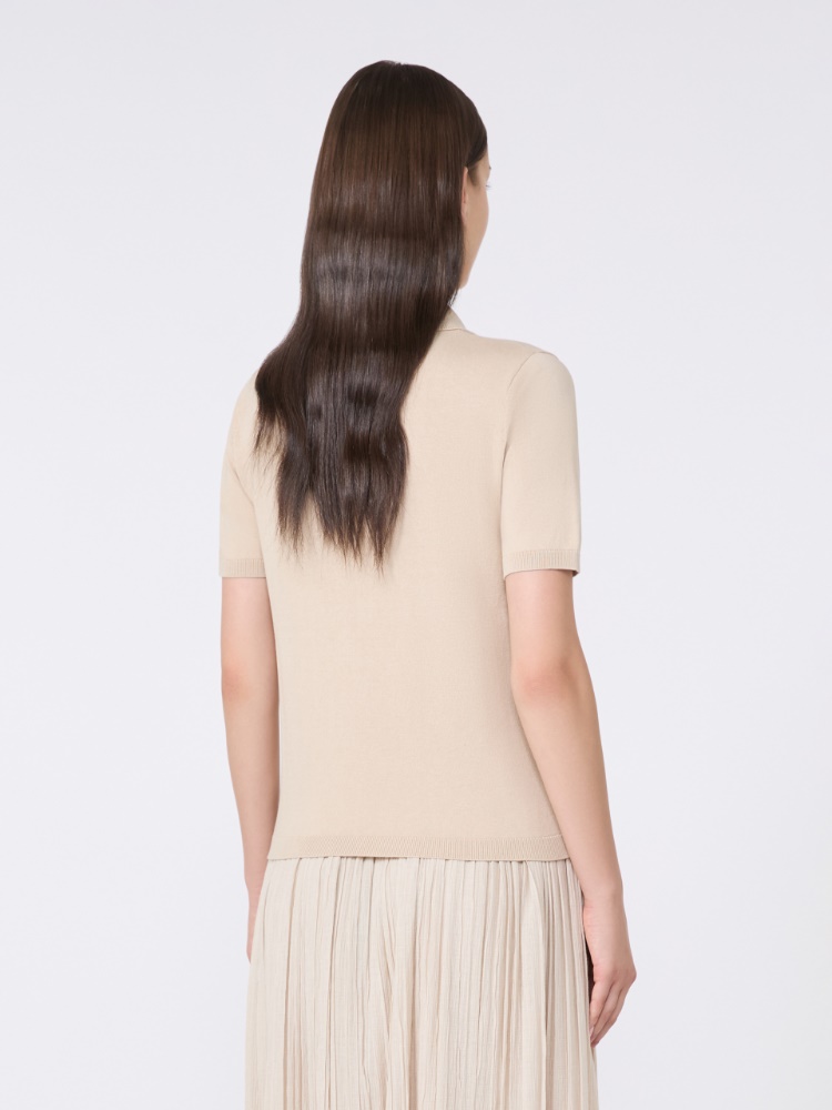 - Max Mara
