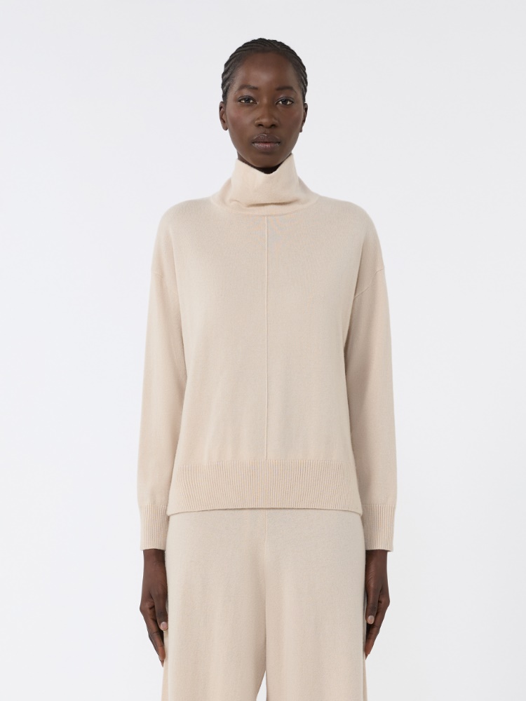  - Max Mara